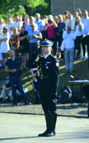 [VIDEO] Szef MEiN podczas inauguracji roku akademickiego w Akademii Pożarniczej: Jesteśmy murem za polskim mundurem