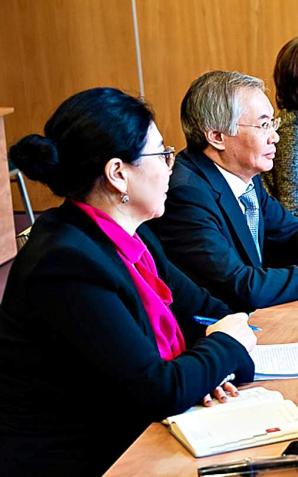 Spotkanie ministra rolnictwa i rozwoju wsi Czesława Siekierskiego z ambasadorem Kazachstanu w Polsce Alimem Kirabajewem