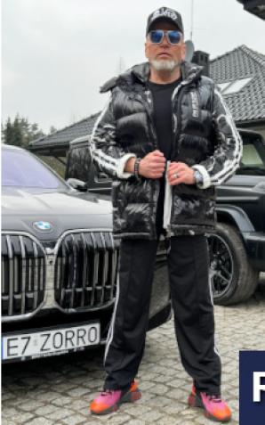 Po wczorajszym sukcesie odzyskania przez BIURO RUTKOWSKI BMW serii 7 wartego około 1 miliona złotych, dzisiaj trwają intensywne działania w poszukiwaniu skradzionych skrzyń biegów 4 lutego 2024 roku w Porcie Torzym w województwie lubuskim