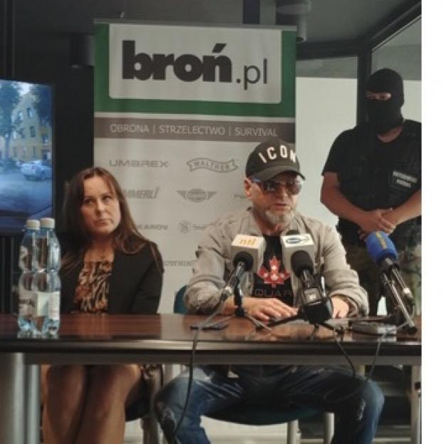 [Wideo] Krzysztof Rutkowski na tropie bandytów, którzy okradli właścicieli kantoru w Częstochowie.