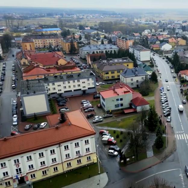 [VIDEO] W Lubaczowie działa ekologiczny basen z regulowanym dnem
