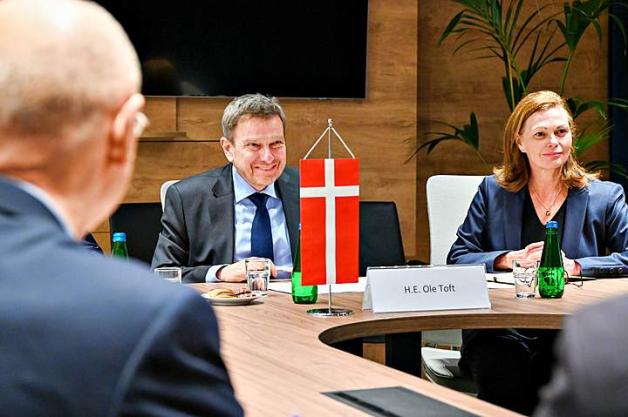 Minister Paulina Hennig-Kloska na spotkaniu z ambasadorem Danii w Polsce