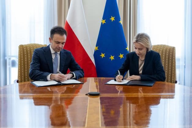 Gospodarka Polski zyskuje 600 milionów euro dzięki umowie EBI z Ministerstwem Finansów